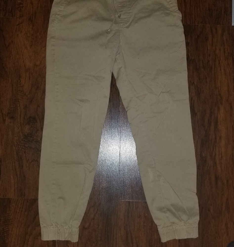 Cuffed khaki pants